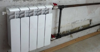 Установка биметаллических радиаторов отопления в квартире в Соль-илецке - от 2107 руб.