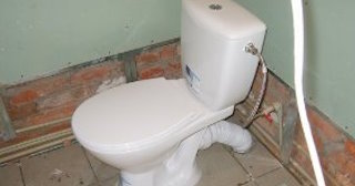 Установка приставного унитаза в Соль-илецке - монтаж и подключение, СантехДомСои от 5266 рублей